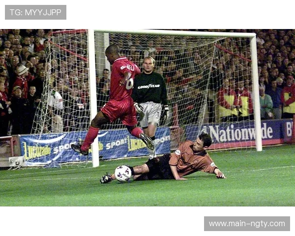 上海海港新援磨合阵痛明显 穆斯卡特高位逼抢遭遇中场失控 上海海港新援磨合阵痛明显 穆斯卡特高位逼抢遭遇中场失控